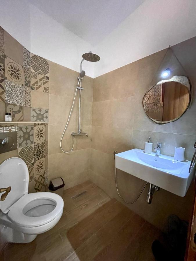 Tékada Hotel&Restaurant Vlore Bagian luar foto