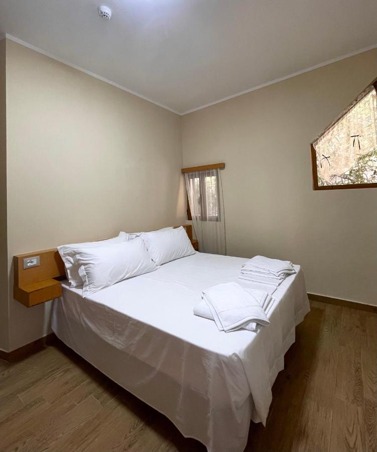 Tékada Hotel&Restaurant Vlore Bagian luar foto