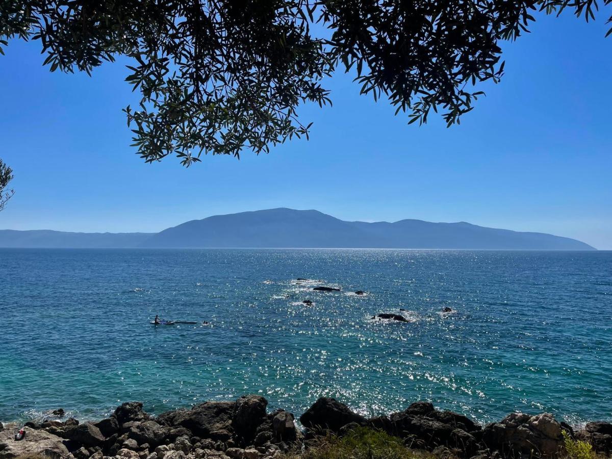 Tékada Hotel&Restaurant Vlore Bagian luar foto