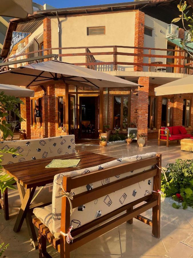 Tékada Hotel&Restaurant Vlore Bagian luar foto